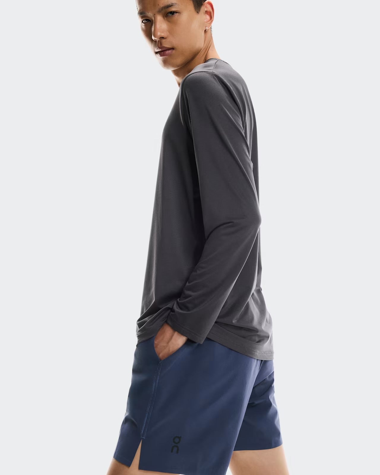 ON FOCUS SHORTS