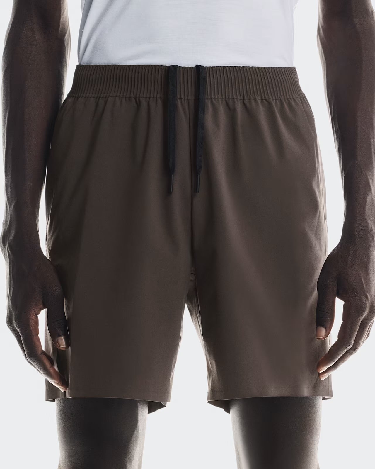 ON FOCUS SHORTS