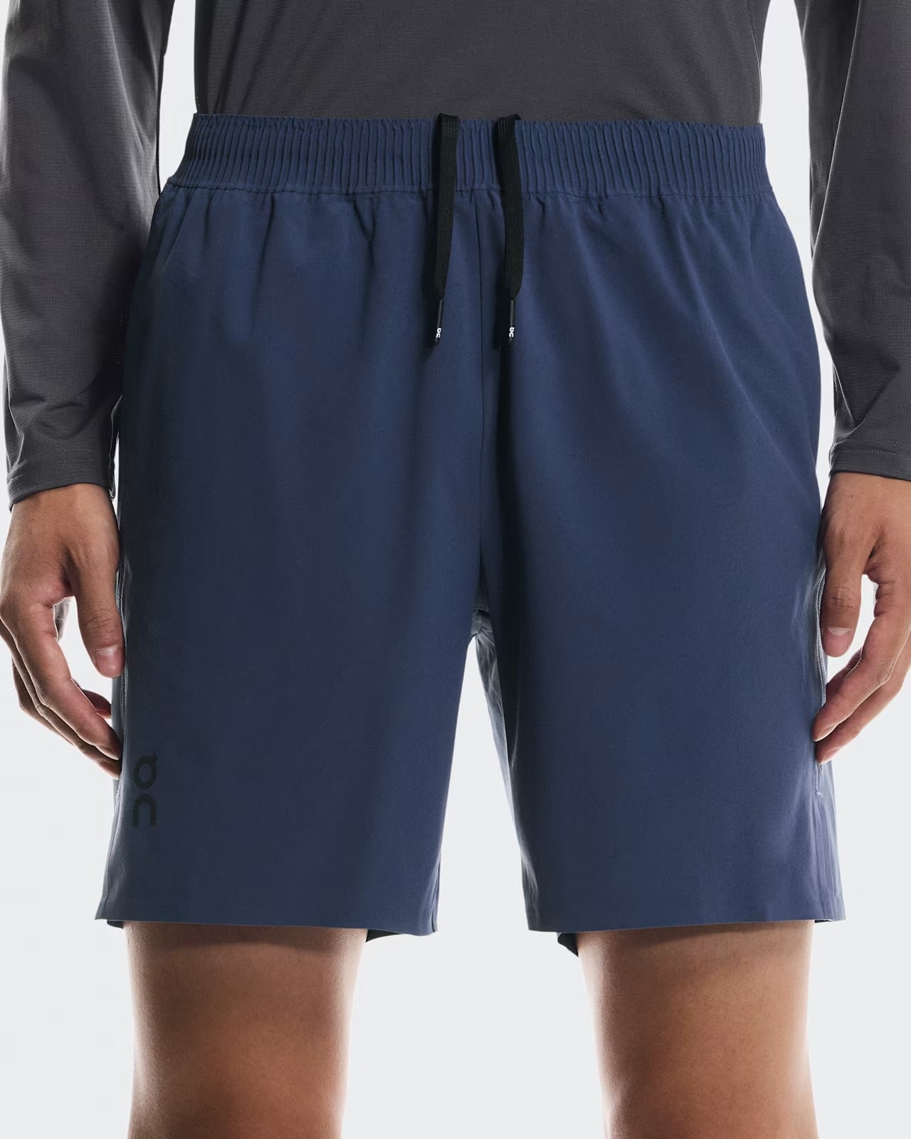 ON FOCUS SHORTS