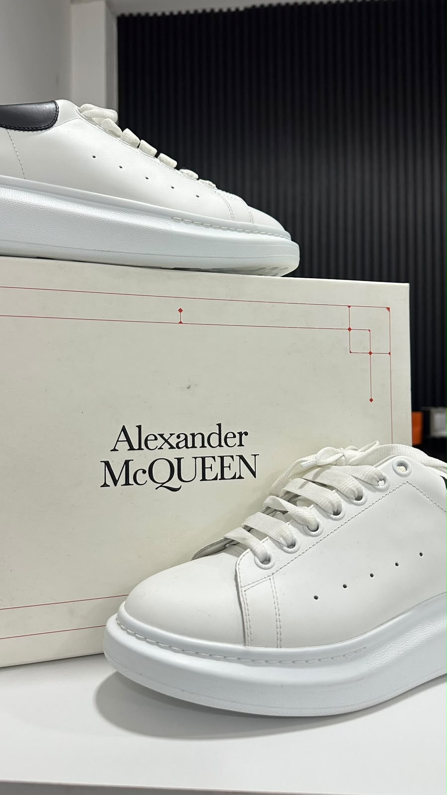 ALEXANDER MCQUEEN