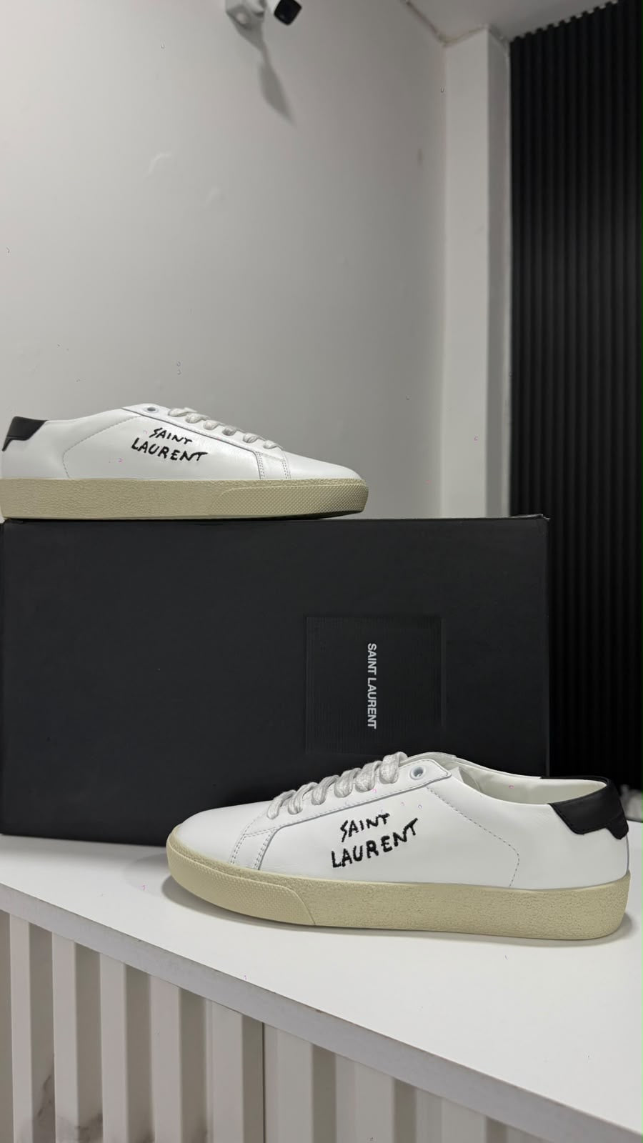 SAINT LAURENT