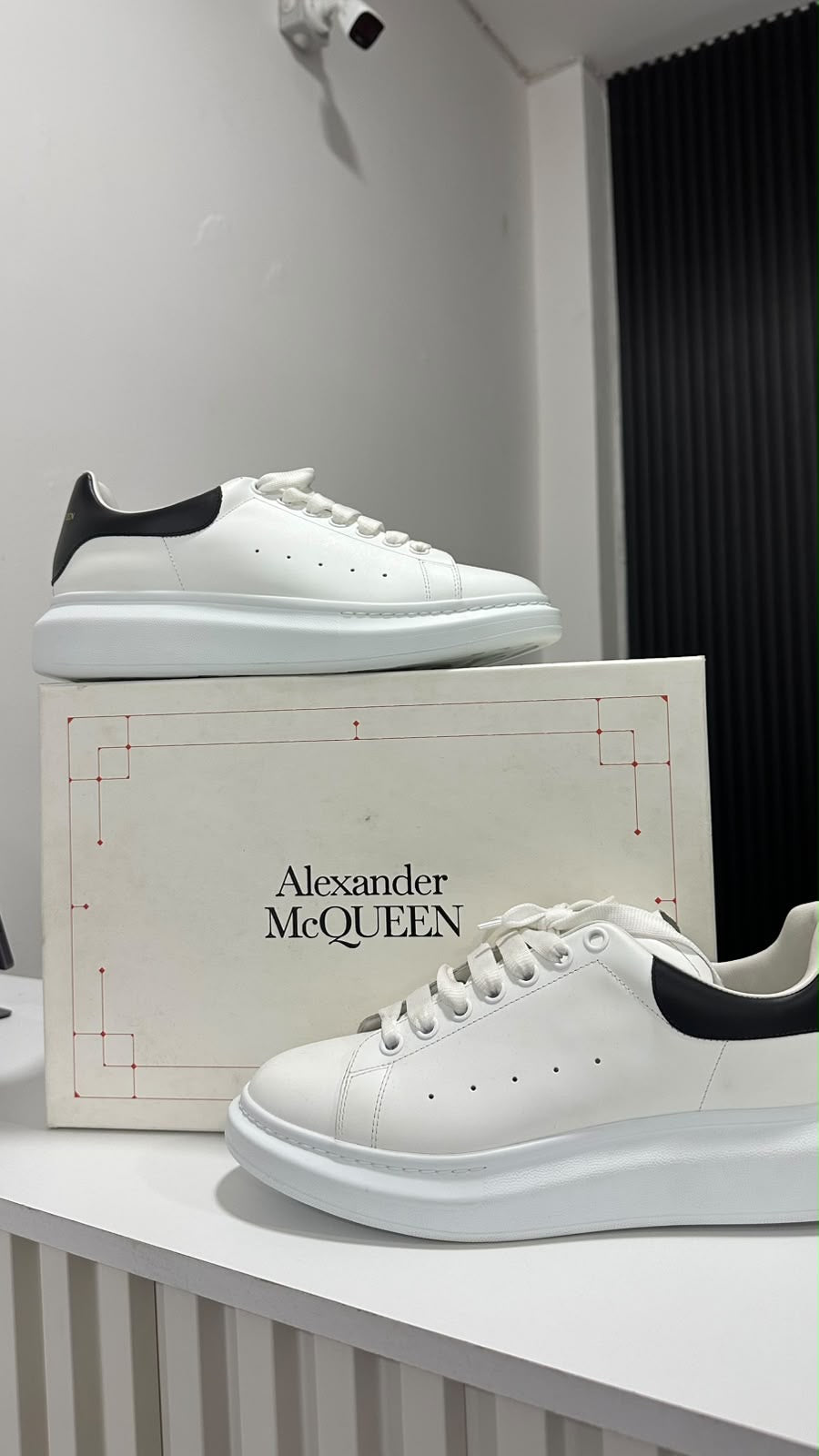 ALEXANDER MCQUEEN