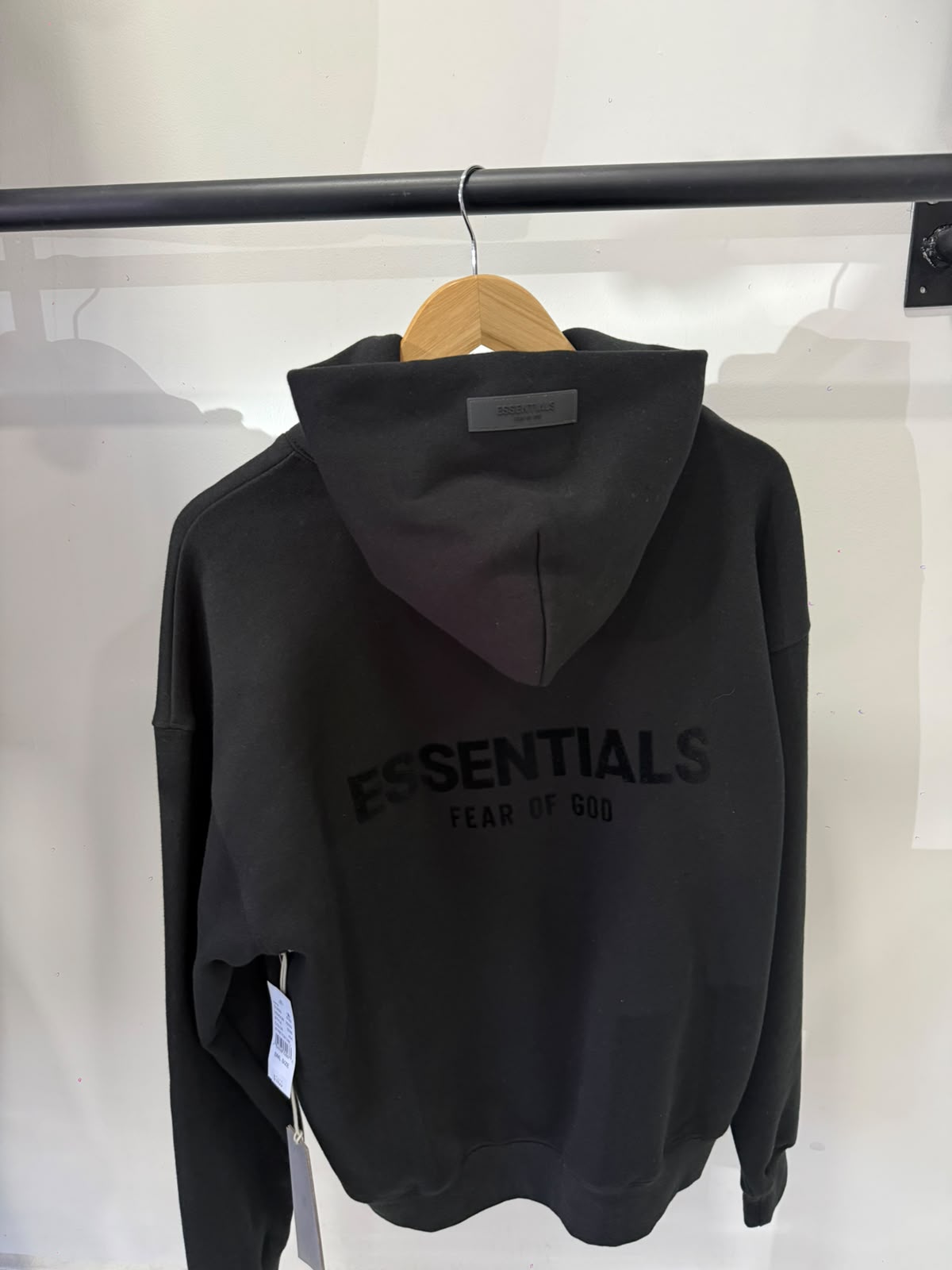 ESSENTIALS FOG