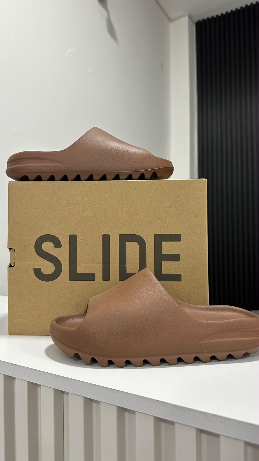 YEZZY SLIDE
