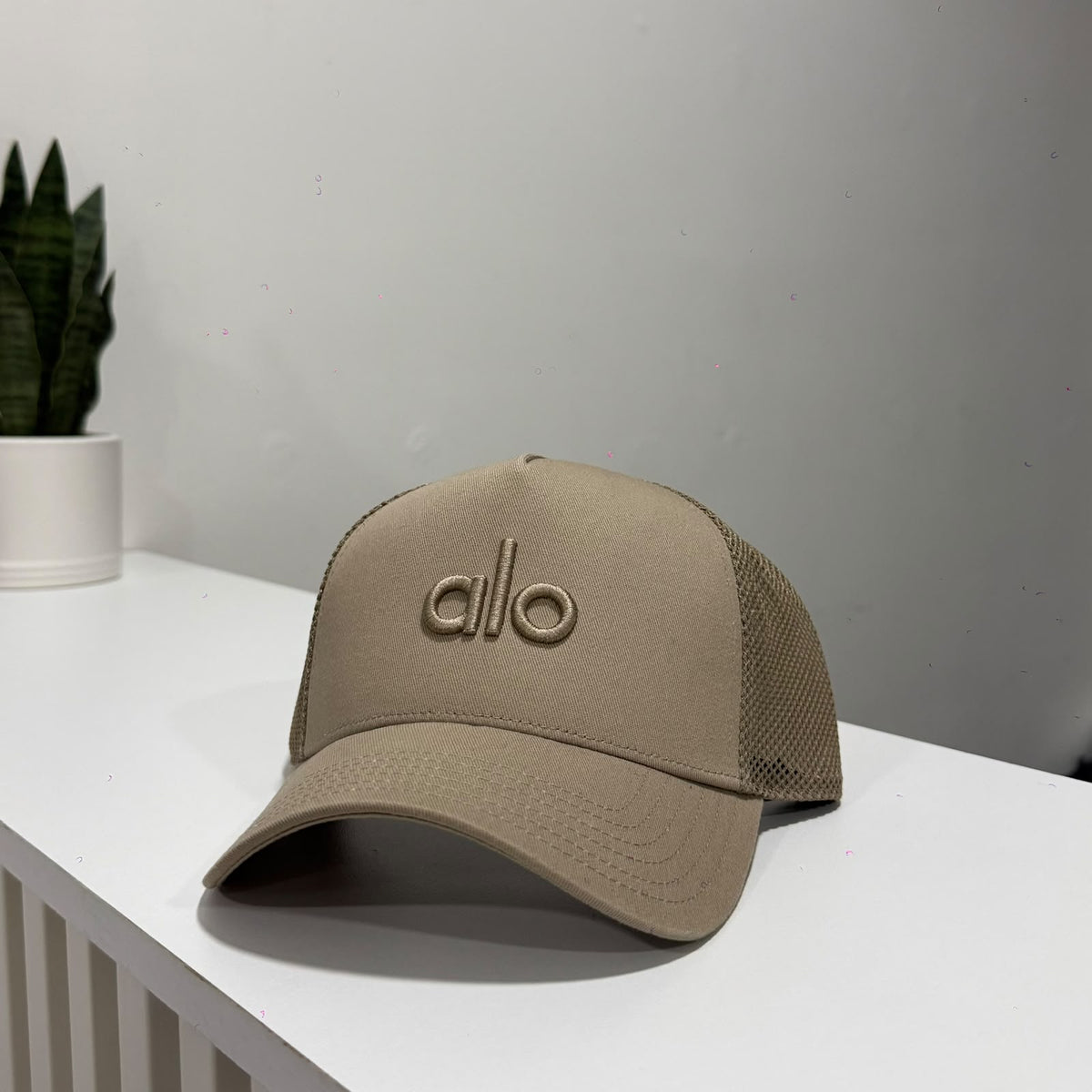 ALO CAPS
